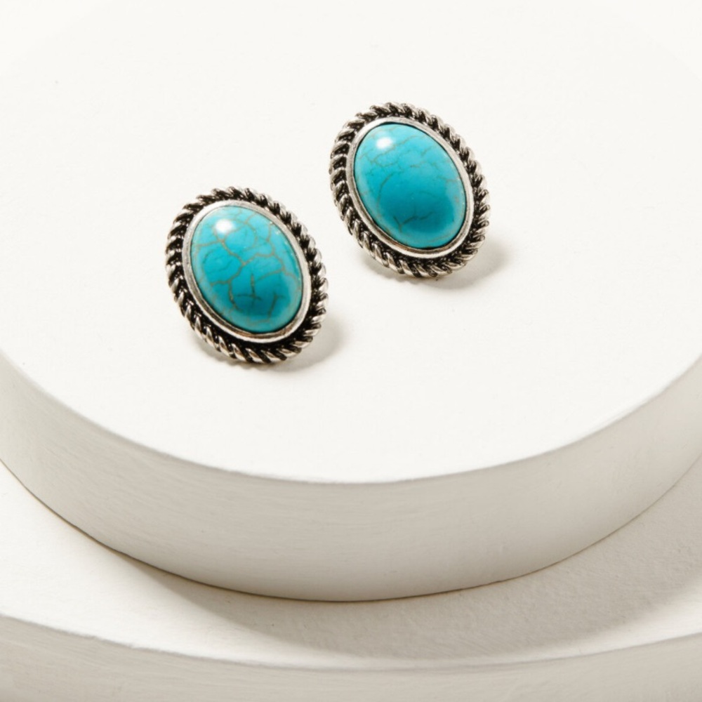 BOGO! The River Oval Stud Earrings Turquoise color Western - New Boutique